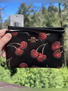 COACH Black Leather Wristlet Wallet With Red Cherry Print CDF05 NWT AUTHENTIC